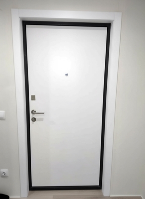 Накладка белого цвета Накладка белого цвета